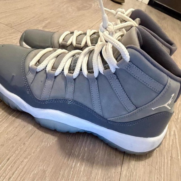 Jordan 11 cool grey Worn - Picture 5 of 6